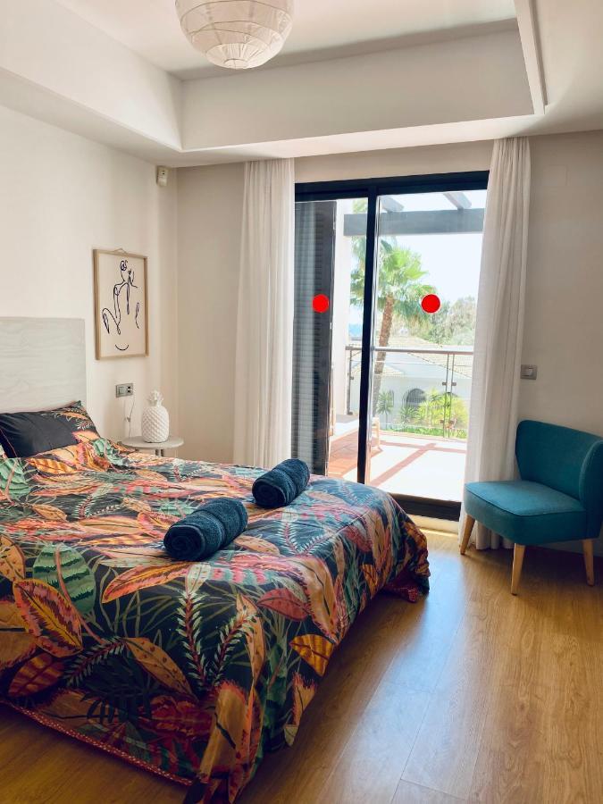 Sunshine Beach Front Complex, Wifi, Modern Casares Dış mekan fotoğraf
